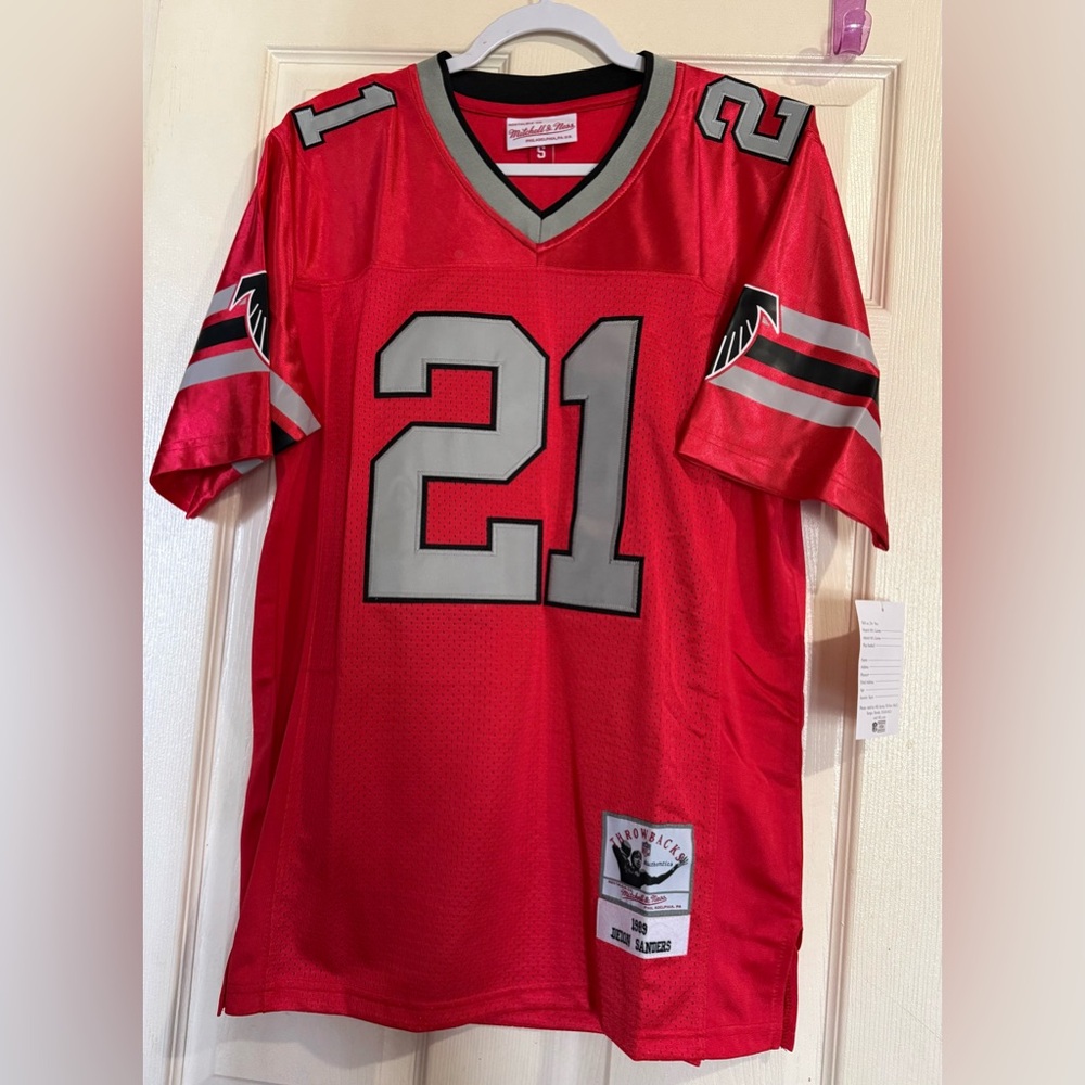 ♥️♥️Falcons♥️♥️Red Football Jersey